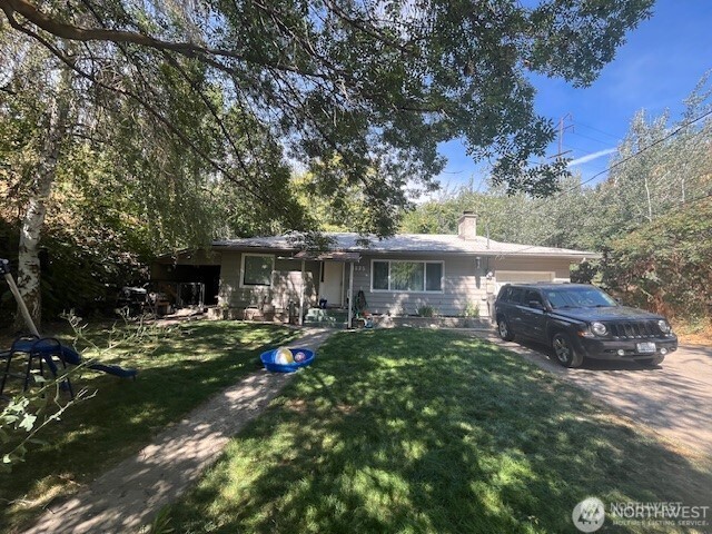 1822 S Wenatchee Avenue , Wenatchee, WA 98801