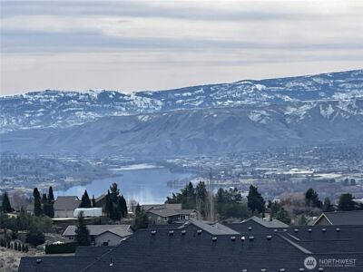 290 Burch Hollow Lane , Wenatchee, WA 98801 - Photo 3