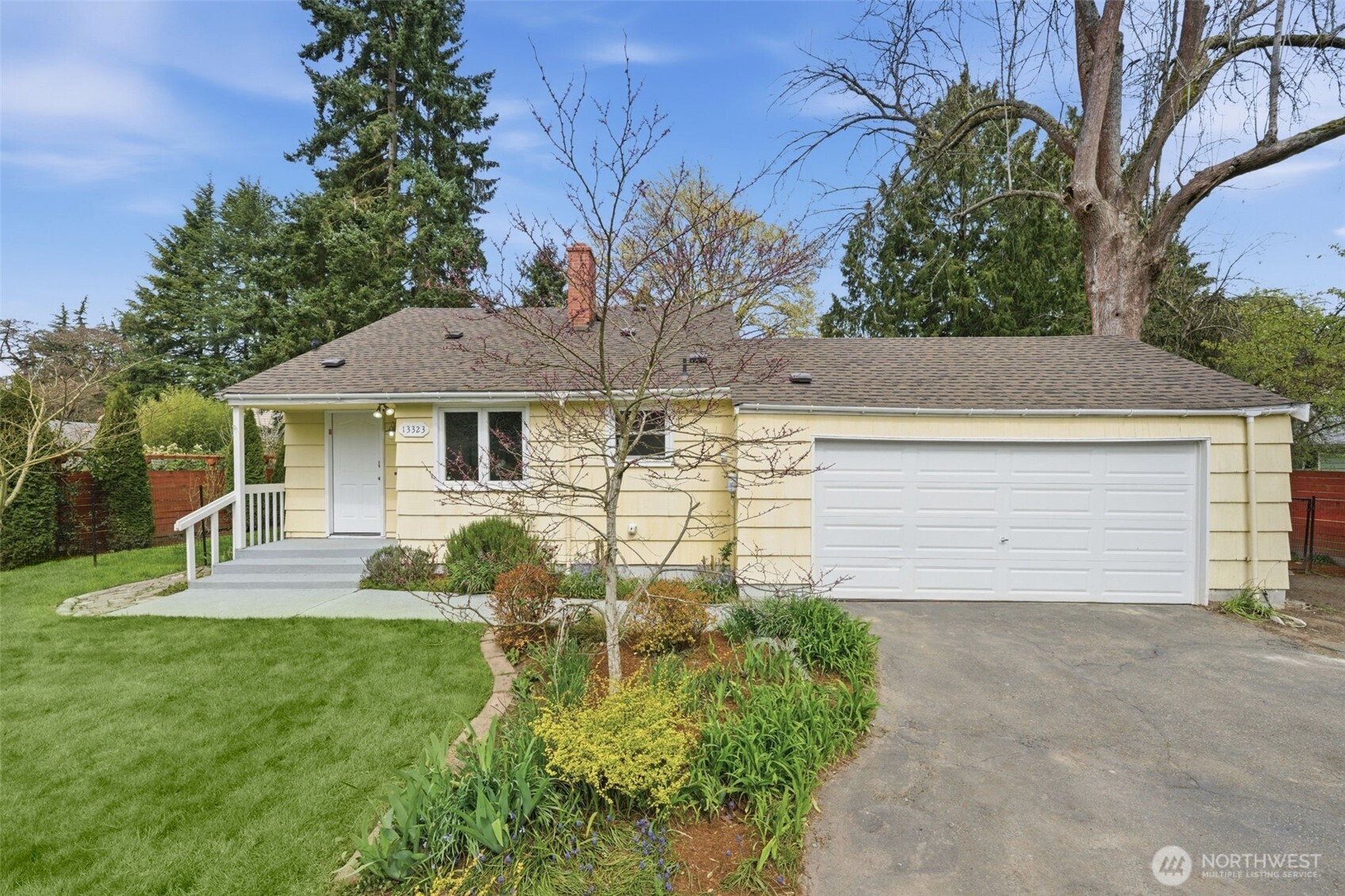 13323 20th Avenue NE, Seattle, WA 98125