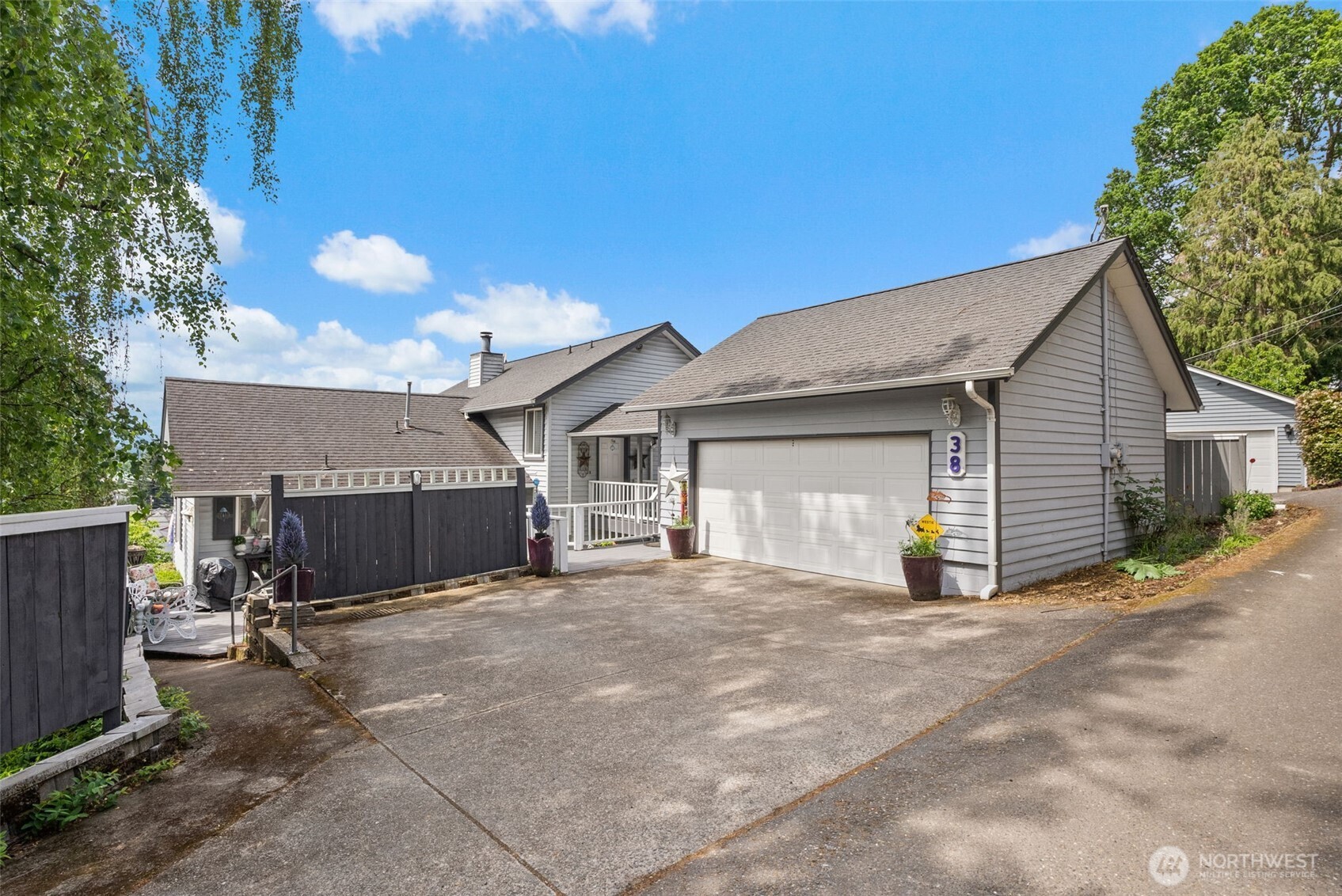 38 SE Washington Street , Chehalis, WA 98532