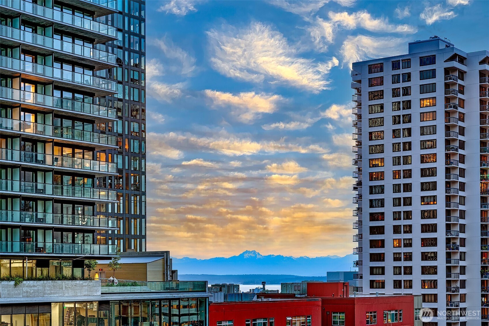 1920 4th Avenue #902, Seattle, WA 98101