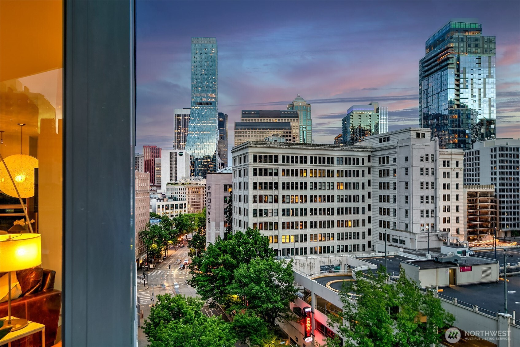 1920 4th Avenue #902, Seattle, WA 98101