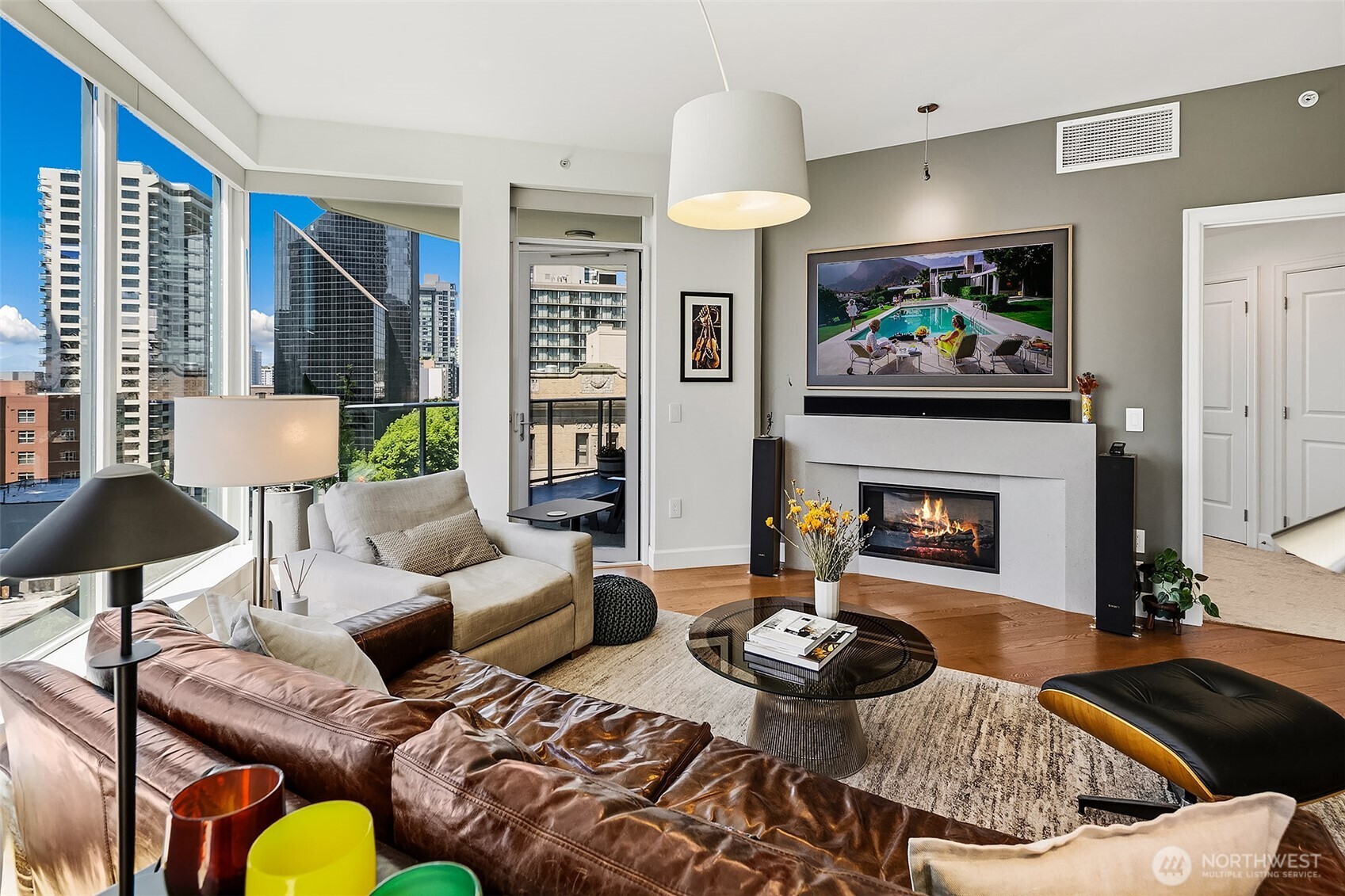 1920 4th Avenue #902, Seattle, WA 98101