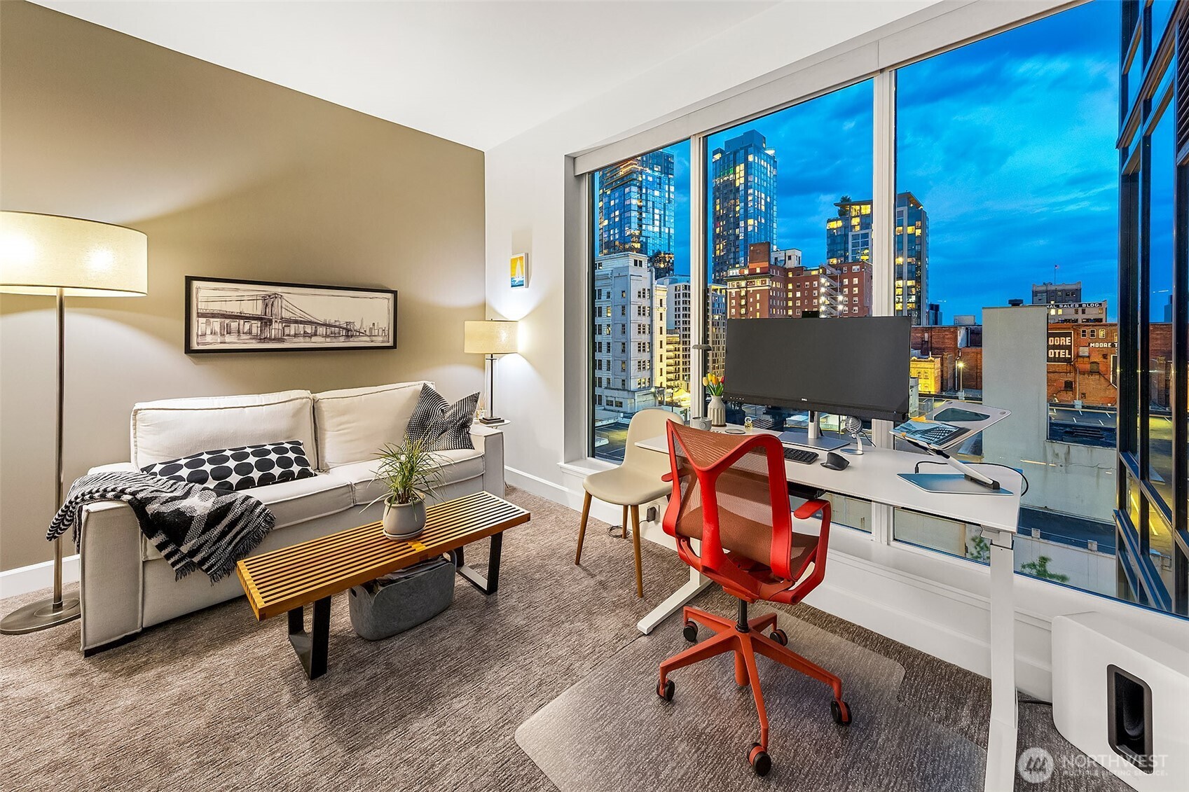 1920 4th Avenue #902, Seattle, WA 98101