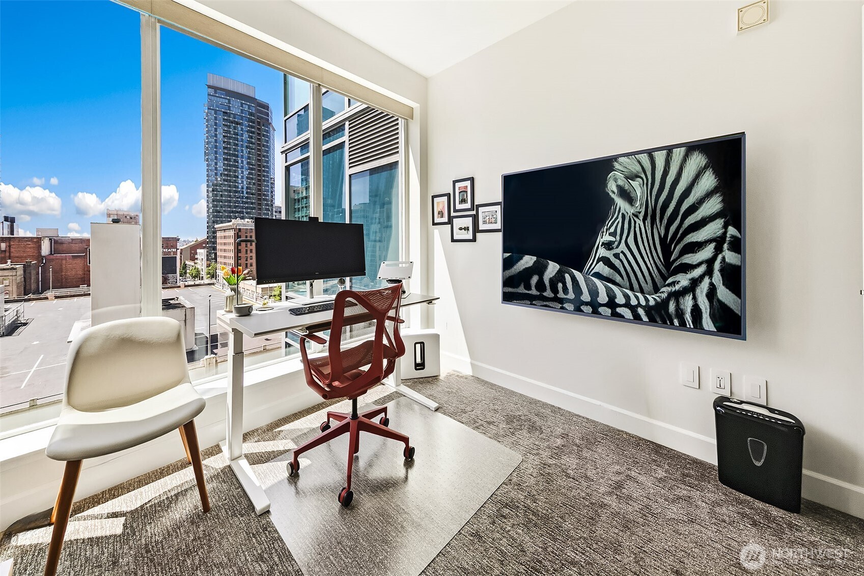 1920 4th Avenue #902, Seattle, WA 98101