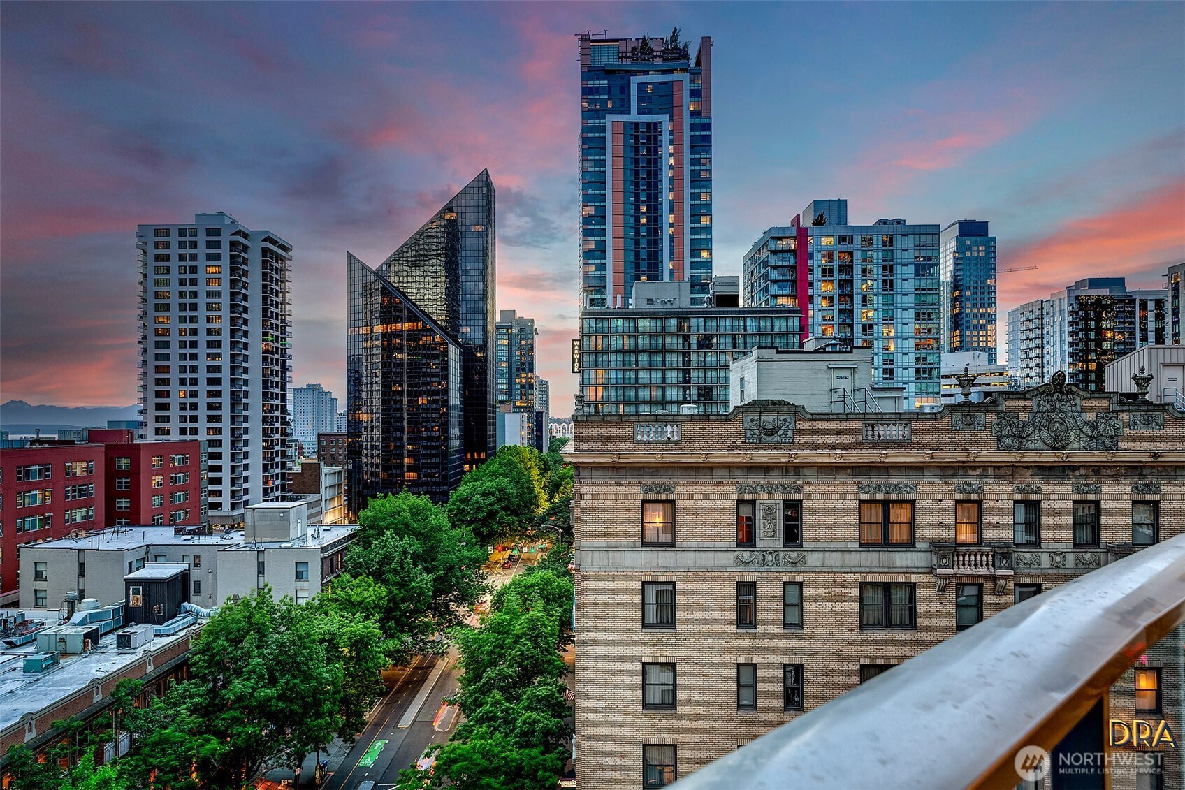 1920 4th Avenue #902, Seattle, WA 98101