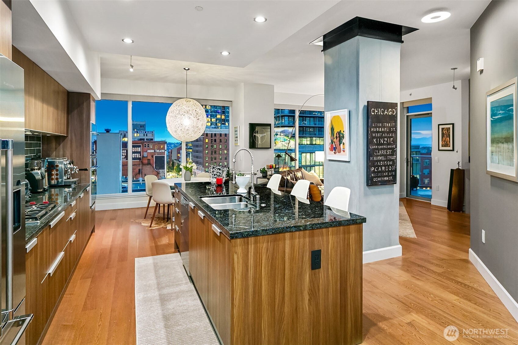 1920 4th Avenue #902, Seattle, WA 98101