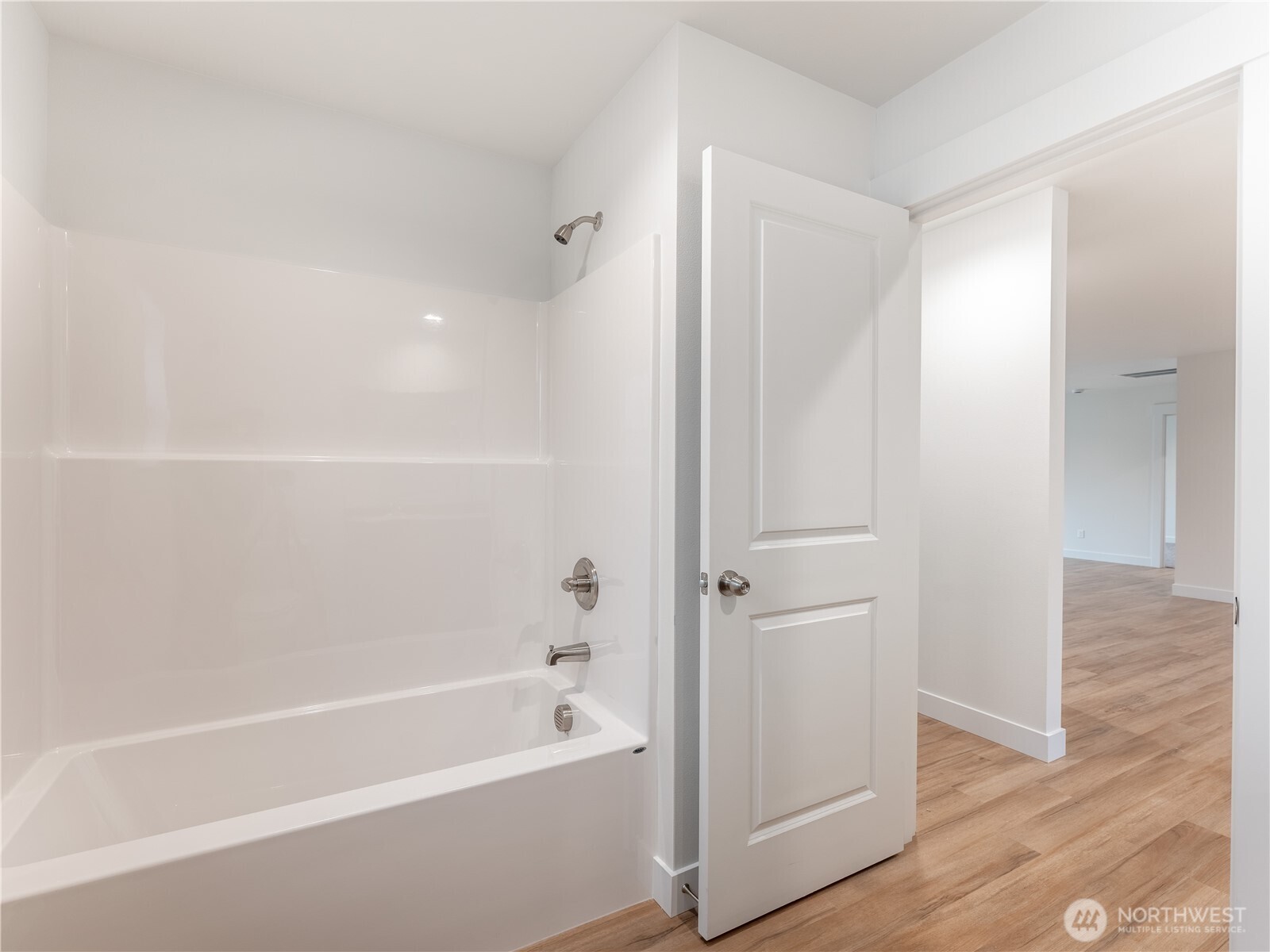 186 Salmon Drive , Wenatchee, WA 98801