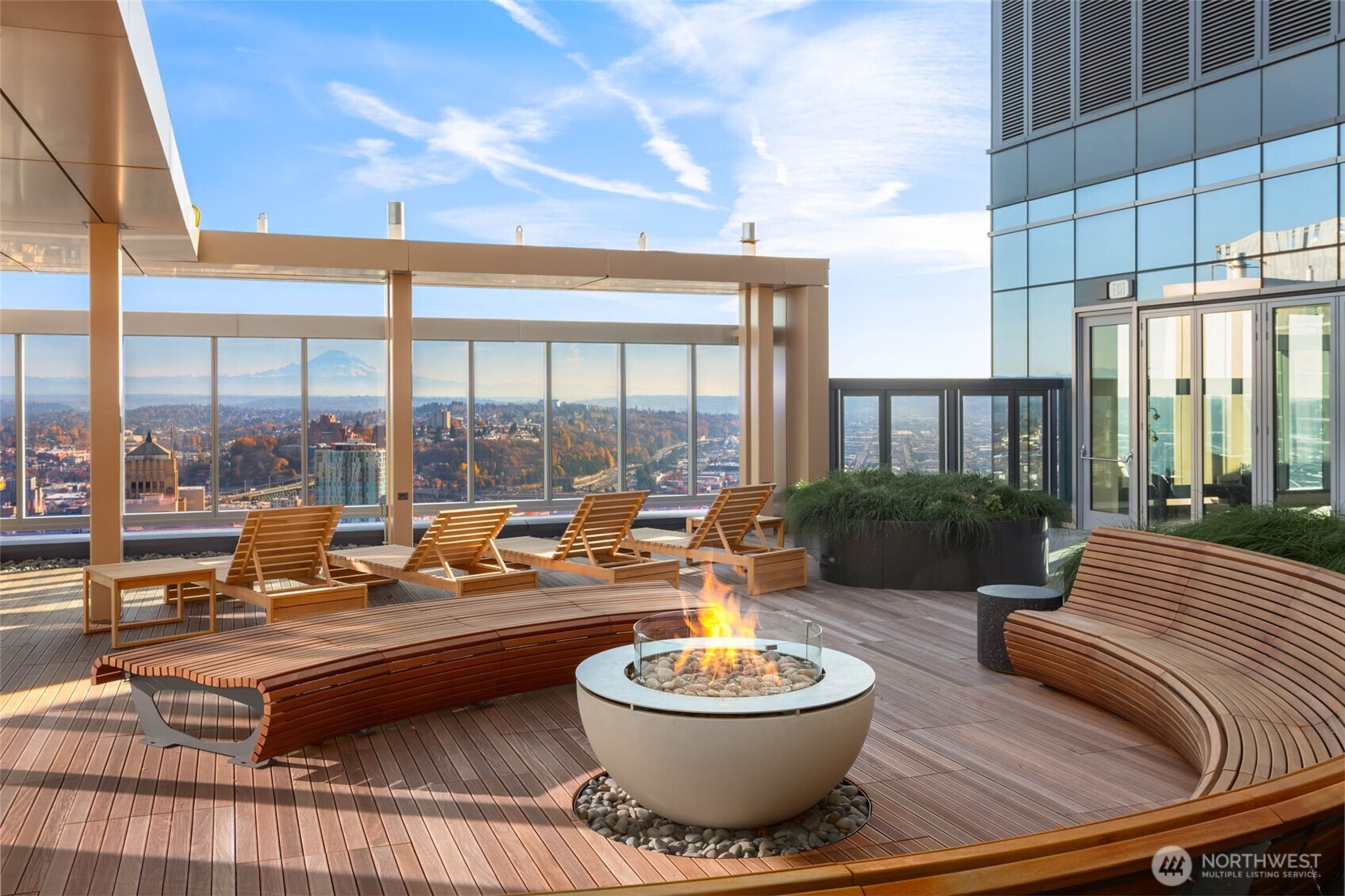 800 Columbia Street #1711, Seattle, WA 98104