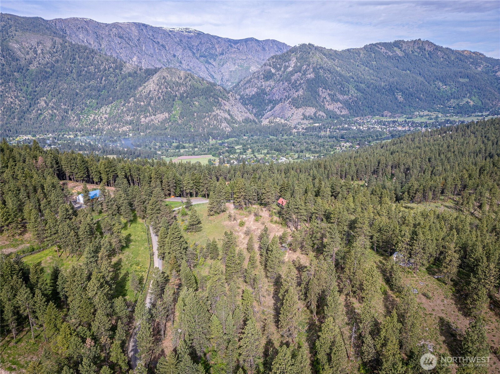 329 First Grade Road , Leavenworth, WA 98826