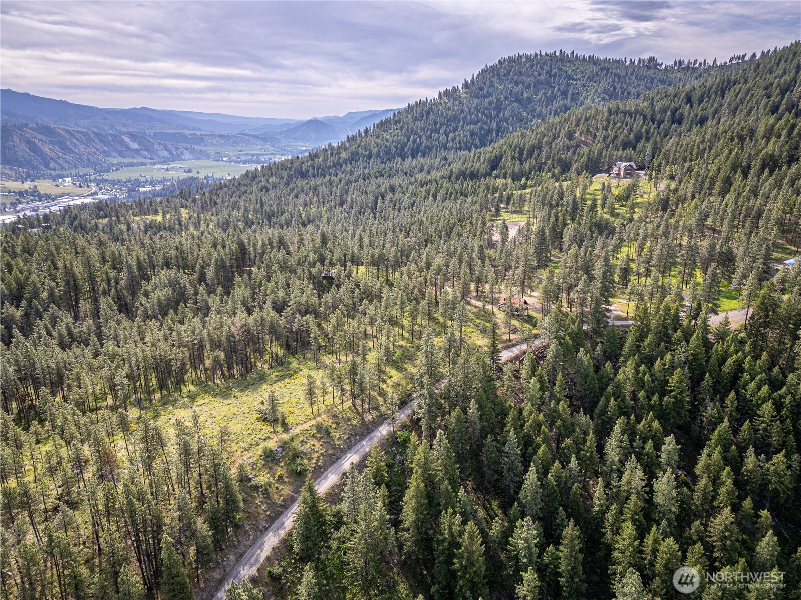 329 First Grade Road , Leavenworth, WA 98826