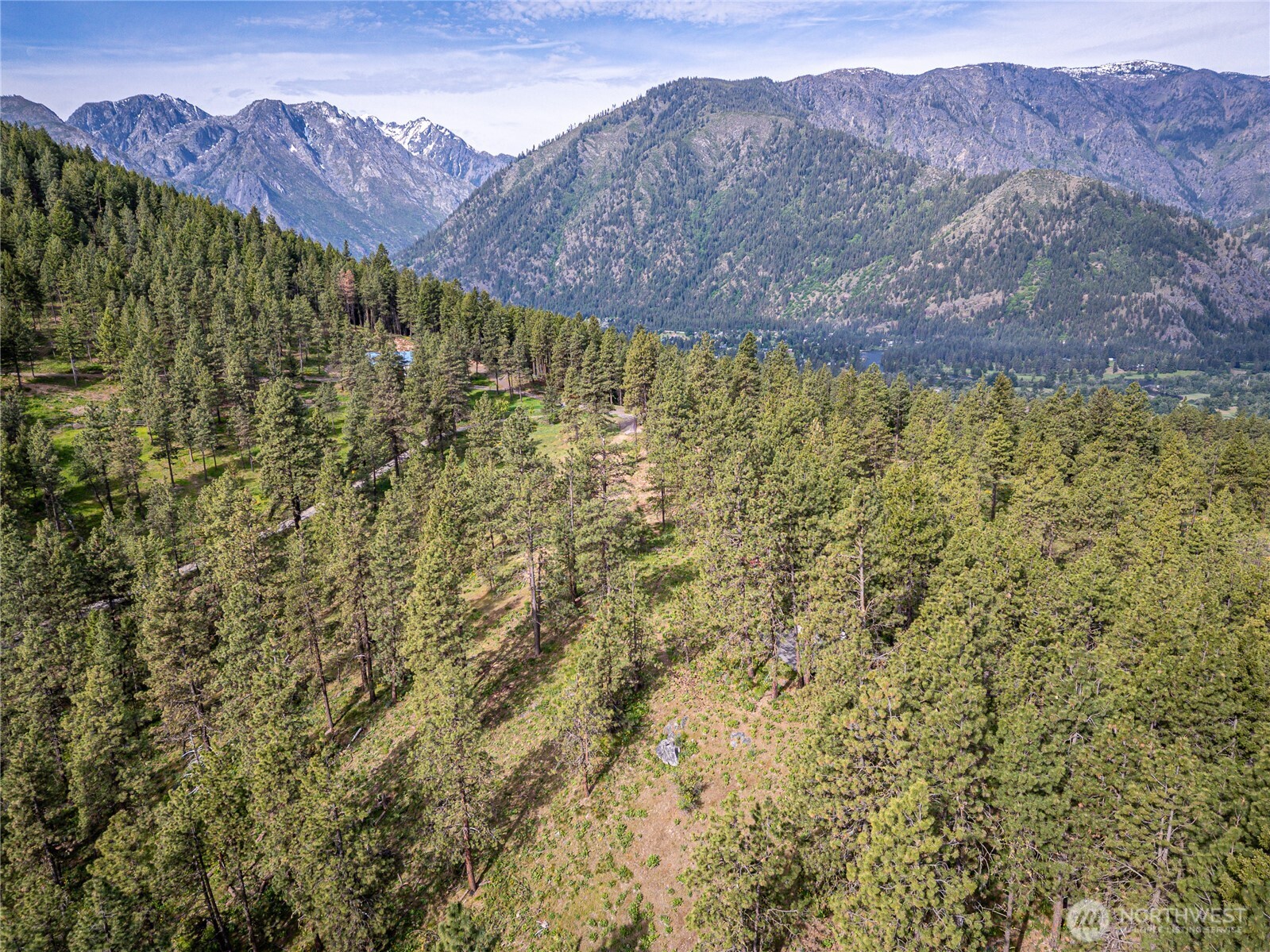 329 First Grade Road , Leavenworth, WA 98826