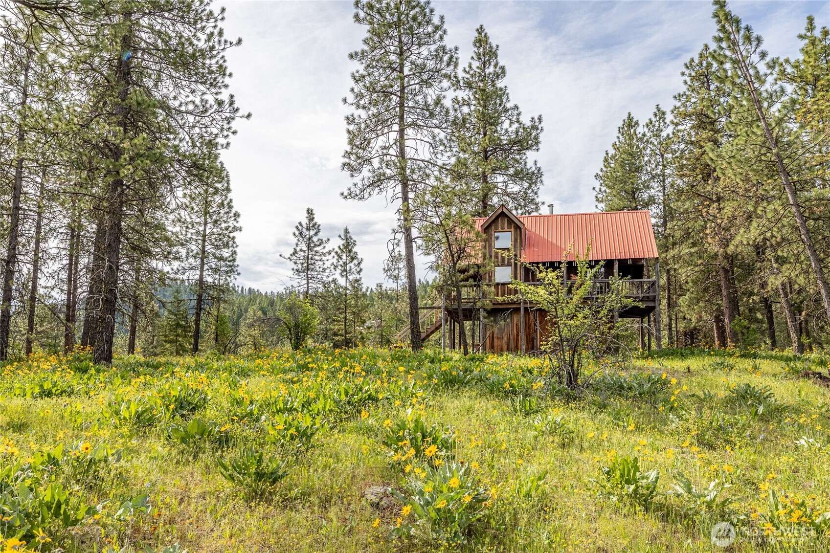 329 First Grade Road , Leavenworth, WA 98826