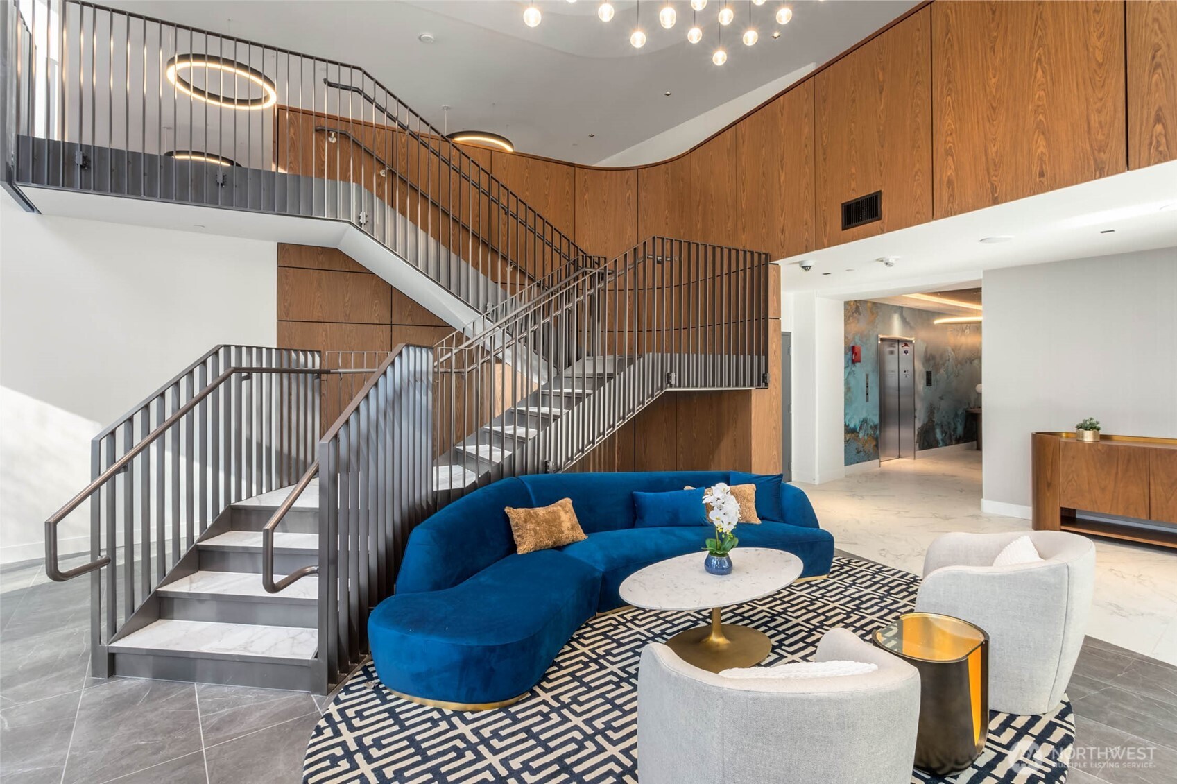 800 Columbia Street #1015, Seattle, WA 98104