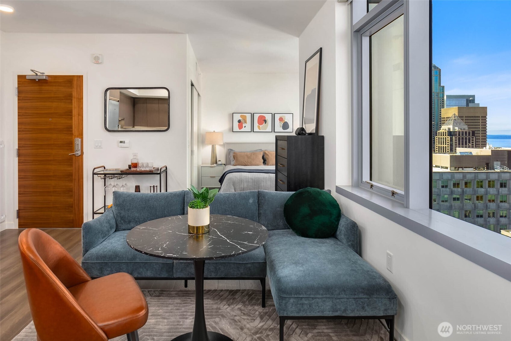 800 Columbia Street #1015, Seattle, WA 98104