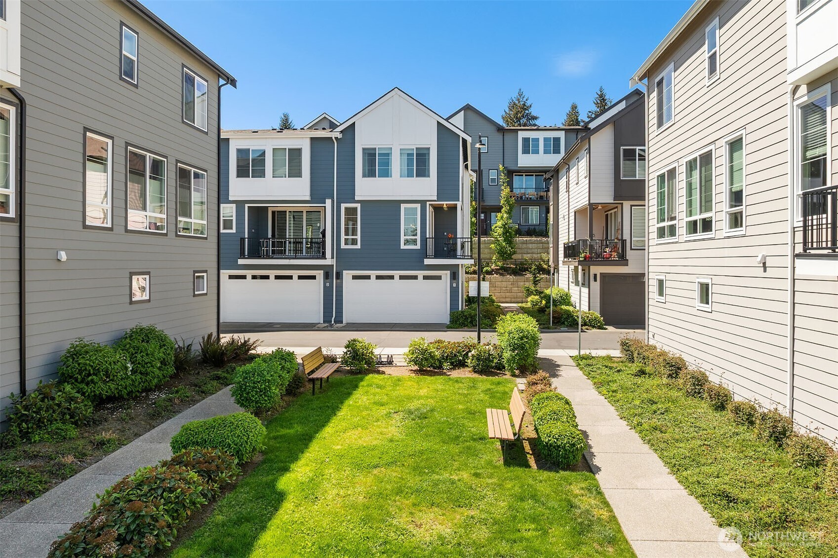 18829 67th Drive NE #1, Kenmore, WA 98028