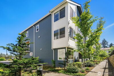 18829 67th Drive NE #1, Kenmore, WA 98028 - Photo 4