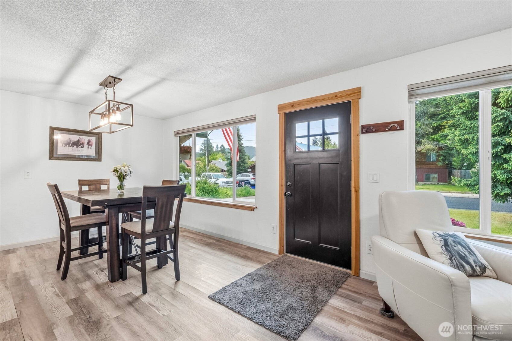 208 West , Leavenworth, WA 98826