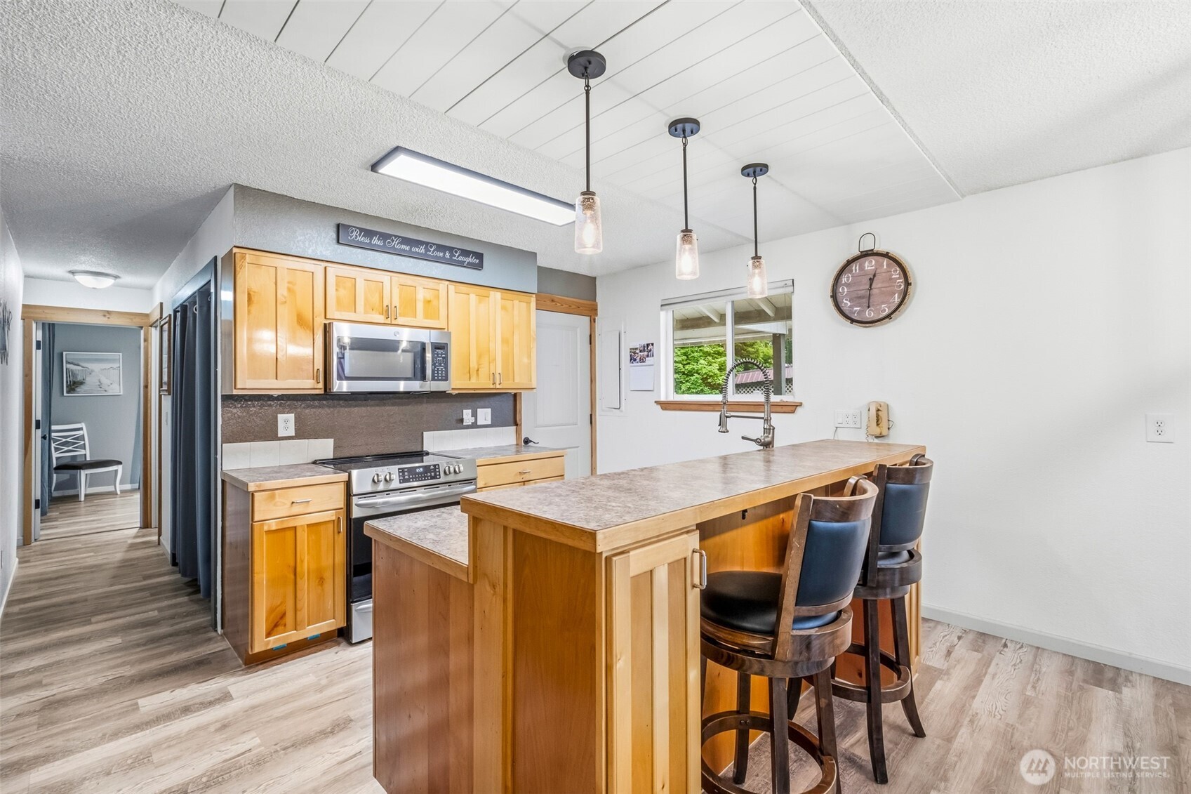 208 West , Leavenworth, WA 98826