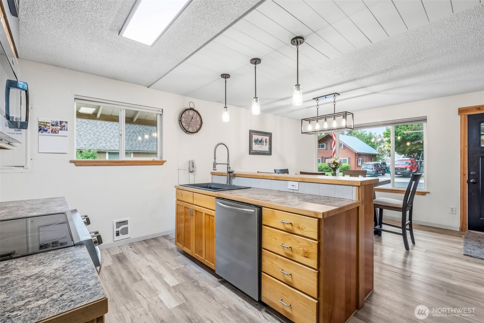 208 West , Leavenworth, WA 98826