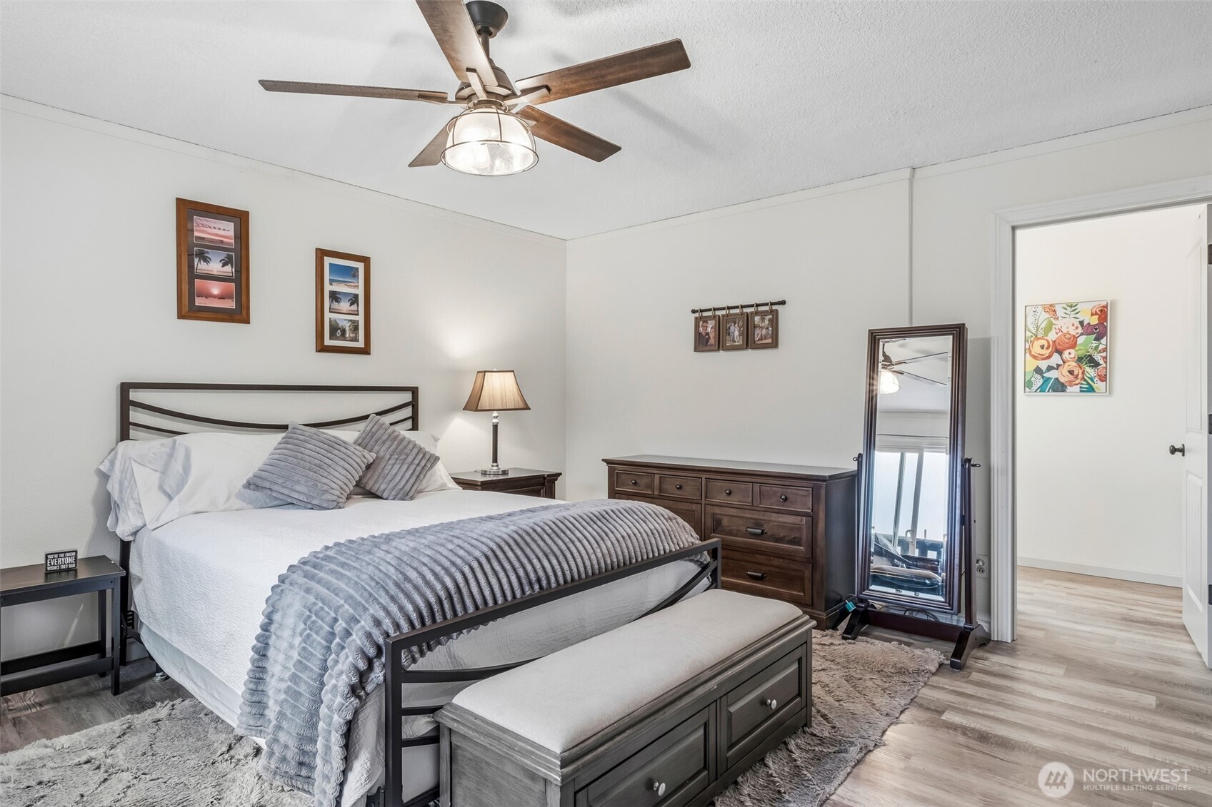 208 West , Leavenworth, WA 98826