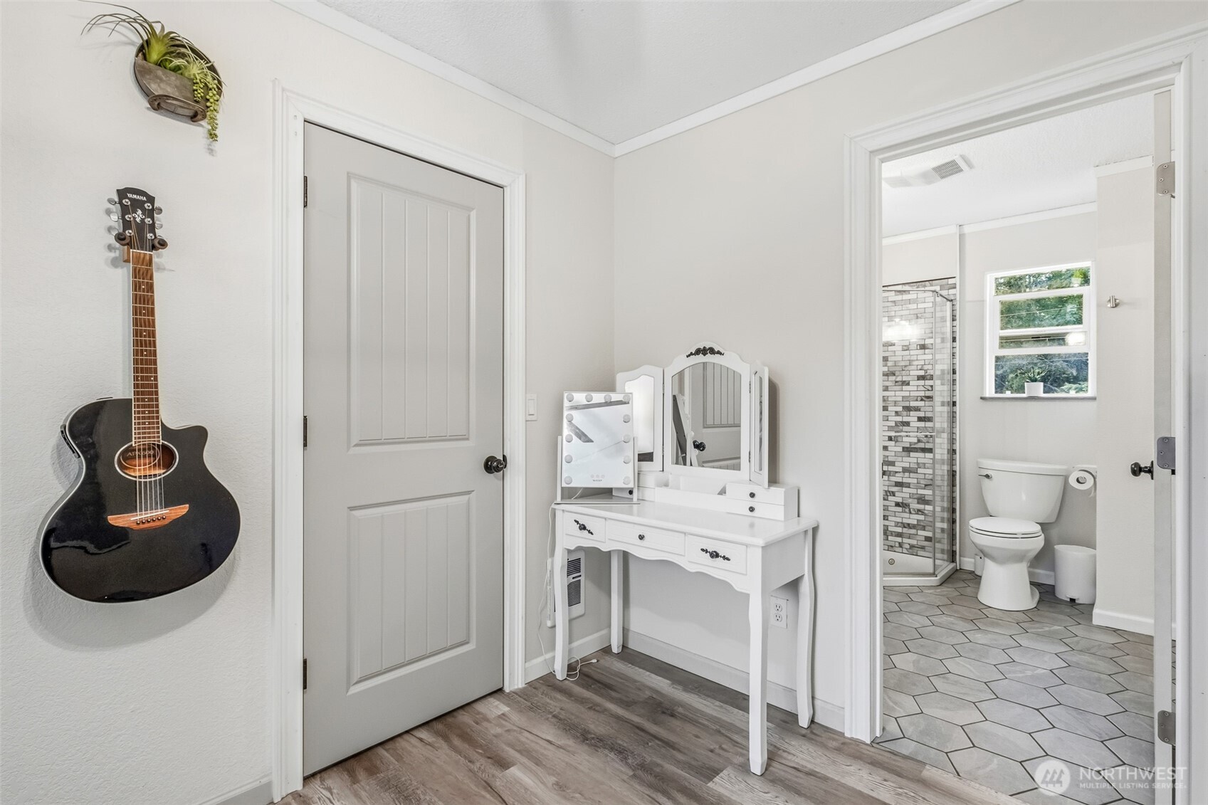 208 West , Leavenworth, WA 98826