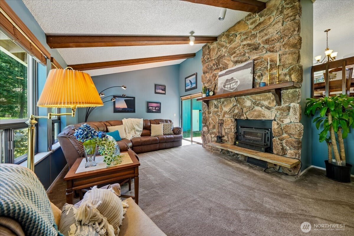 870 Kamus Place , Fox Island, WA 98333