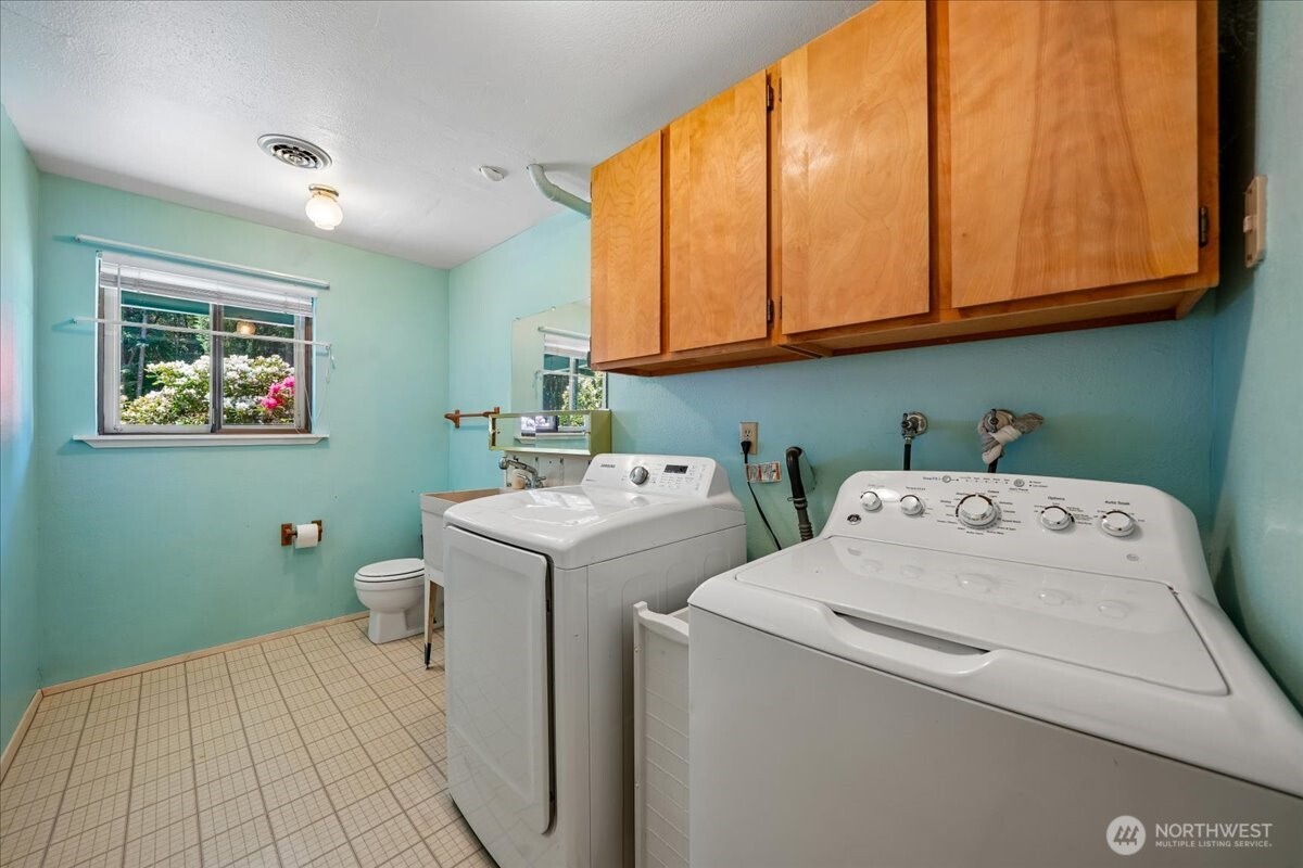 870 Kamus Place , Fox Island, WA 98333