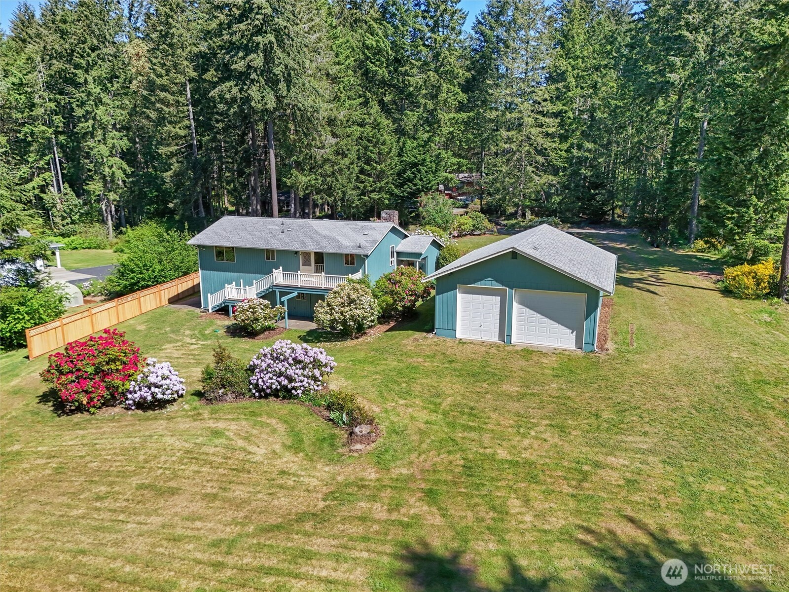 870 Kamus Place , Fox Island, WA 98333