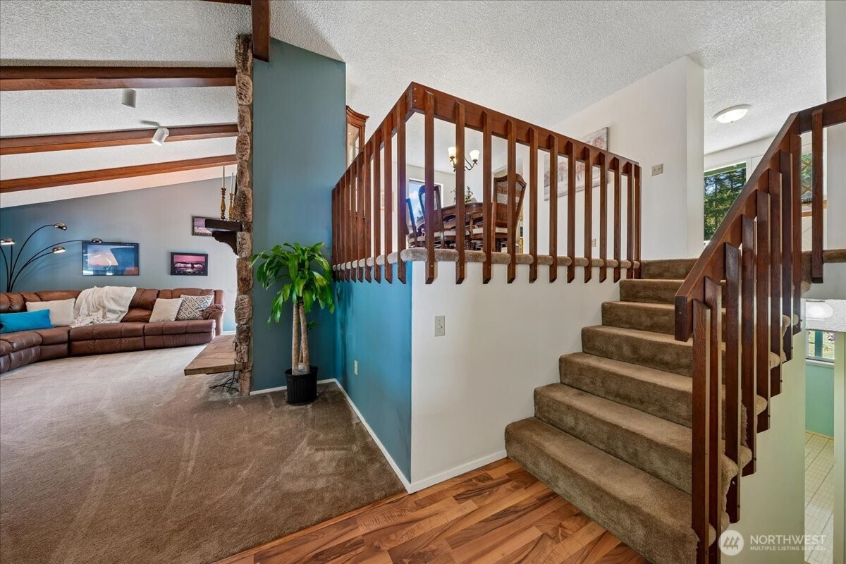 870 Kamus Place , Fox Island, WA 98333