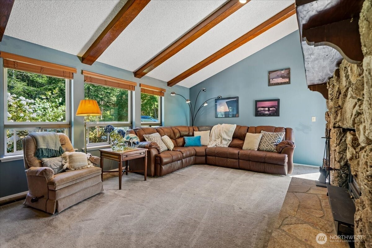 870 Kamus Place , Fox Island, WA 98333