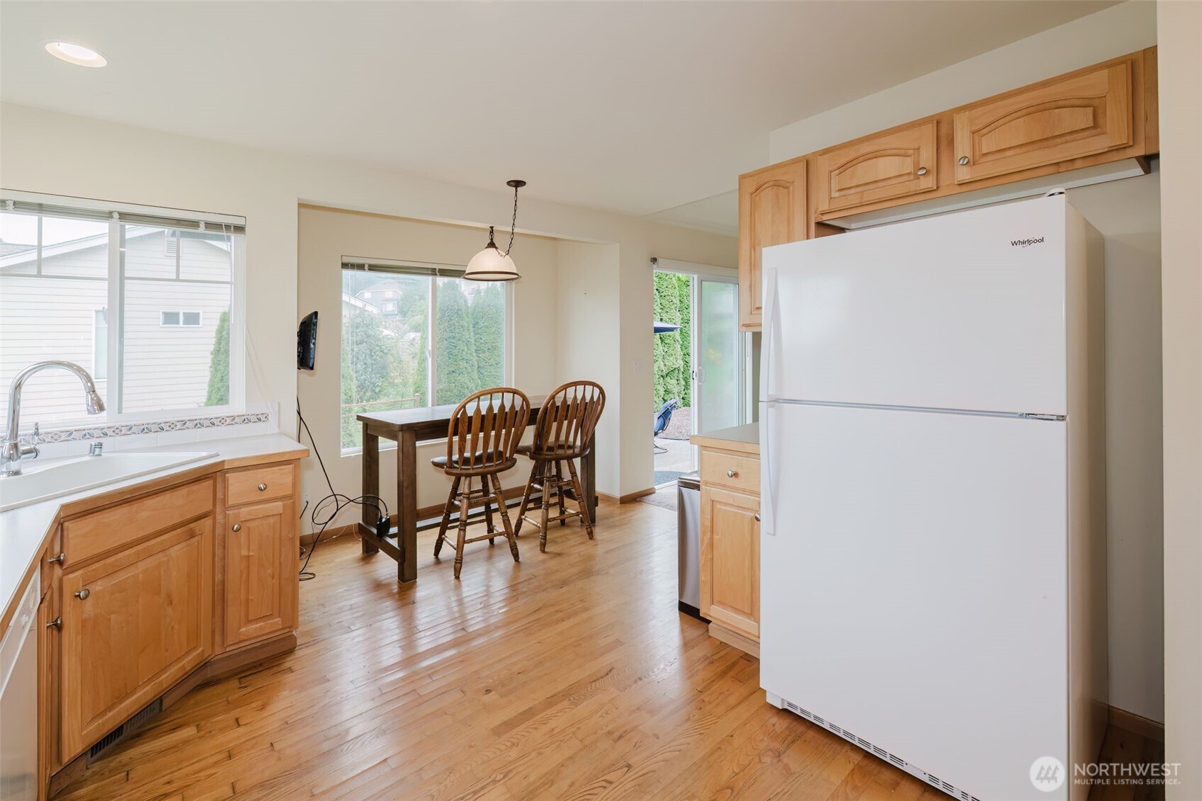 6127 Regatta Place NE, Bremerton, WA 98311