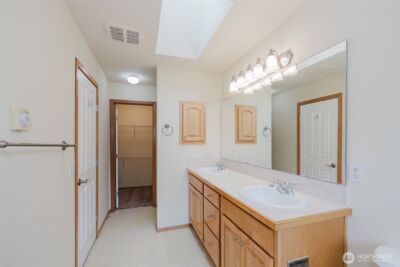 6127 Regatta Place NE, Bremerton, WA 98311 - Photo 28