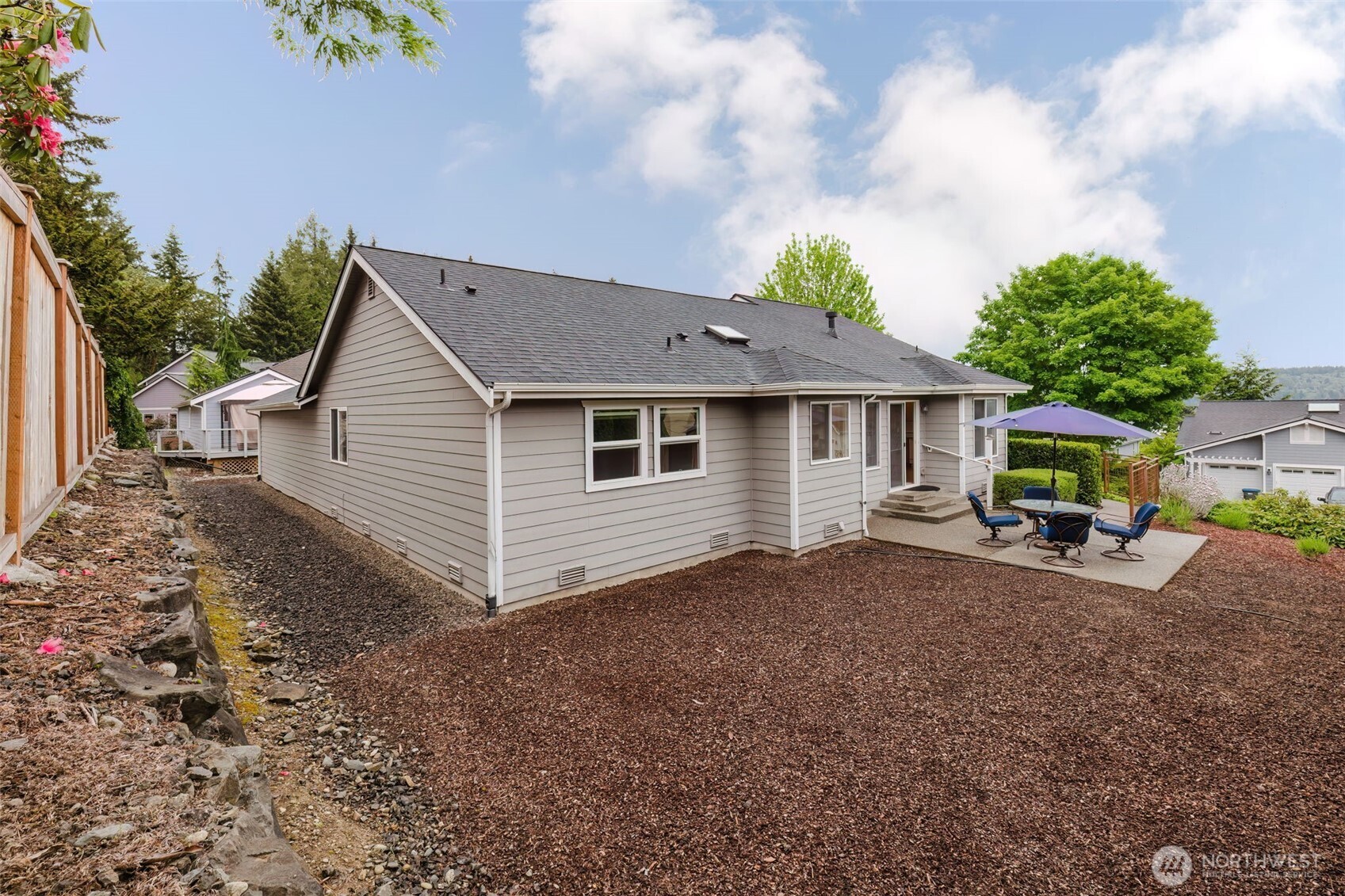 6127 Regatta Place NE, Bremerton, WA 98311