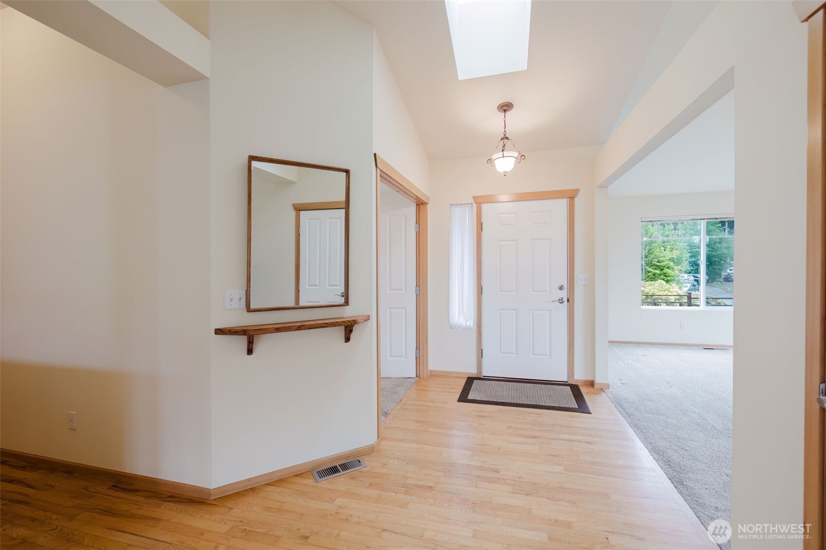 6127 Regatta Place NE, Bremerton, WA 98311