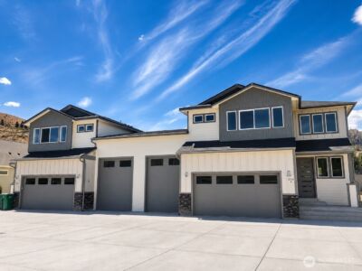 1729 Danny Boy Lane , Wenatchee, WA 98801 - Photo 1