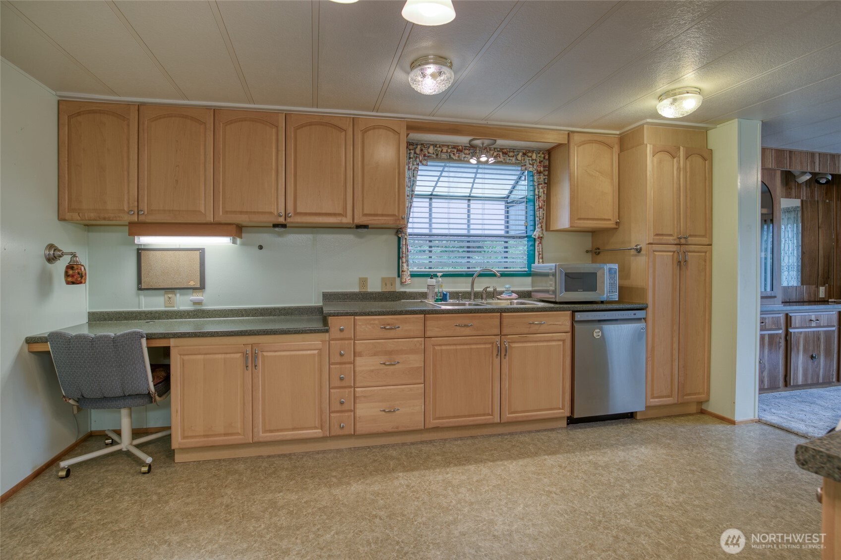 276 Summit Avenue , Hoquiam, WA 98550