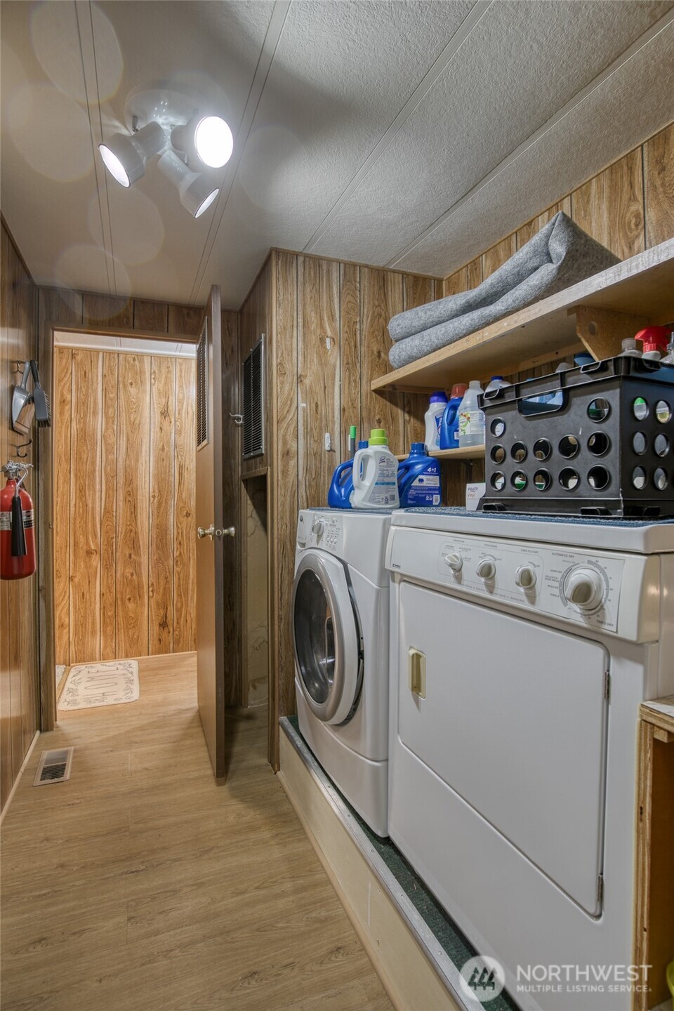 276 Summit Avenue , Hoquiam, WA 98550