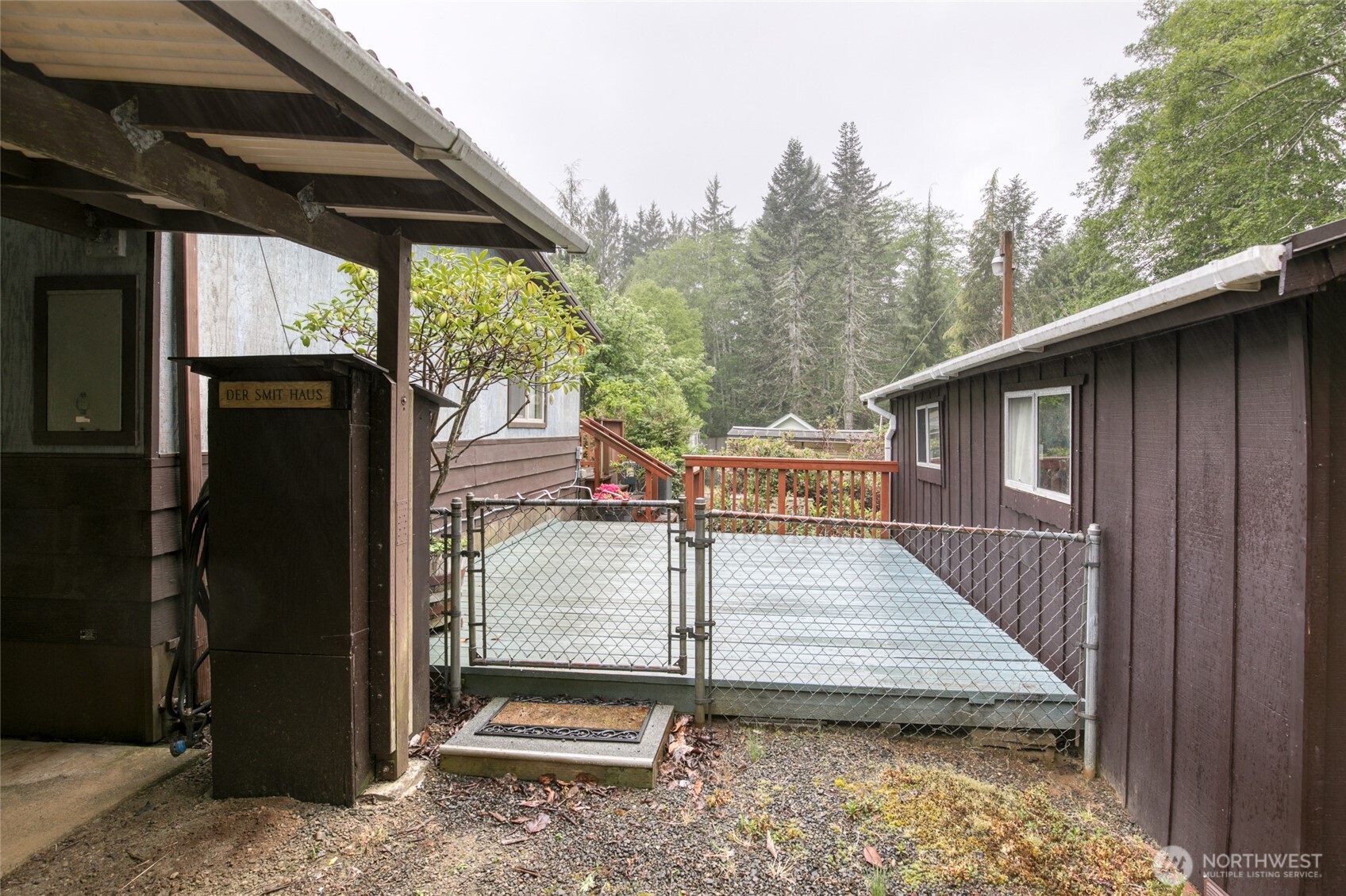 276 Summit Avenue , Hoquiam, WA 98550