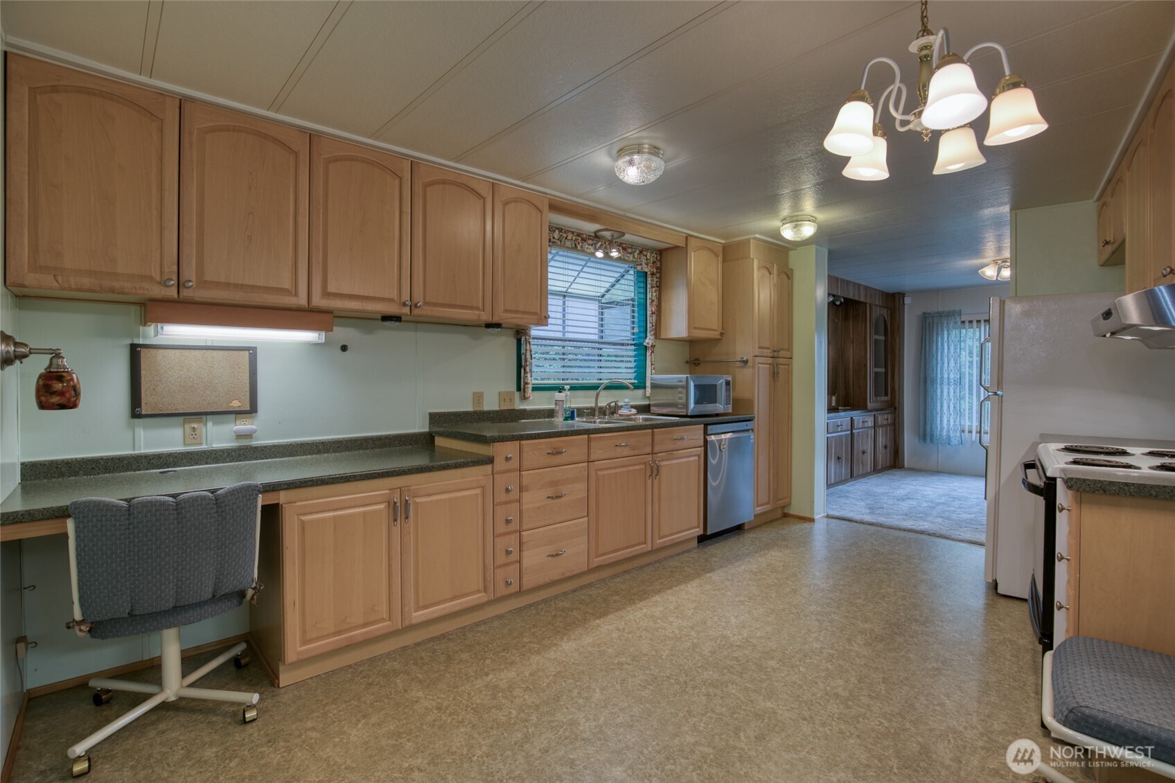 276 Summit Avenue , Hoquiam, WA 98550