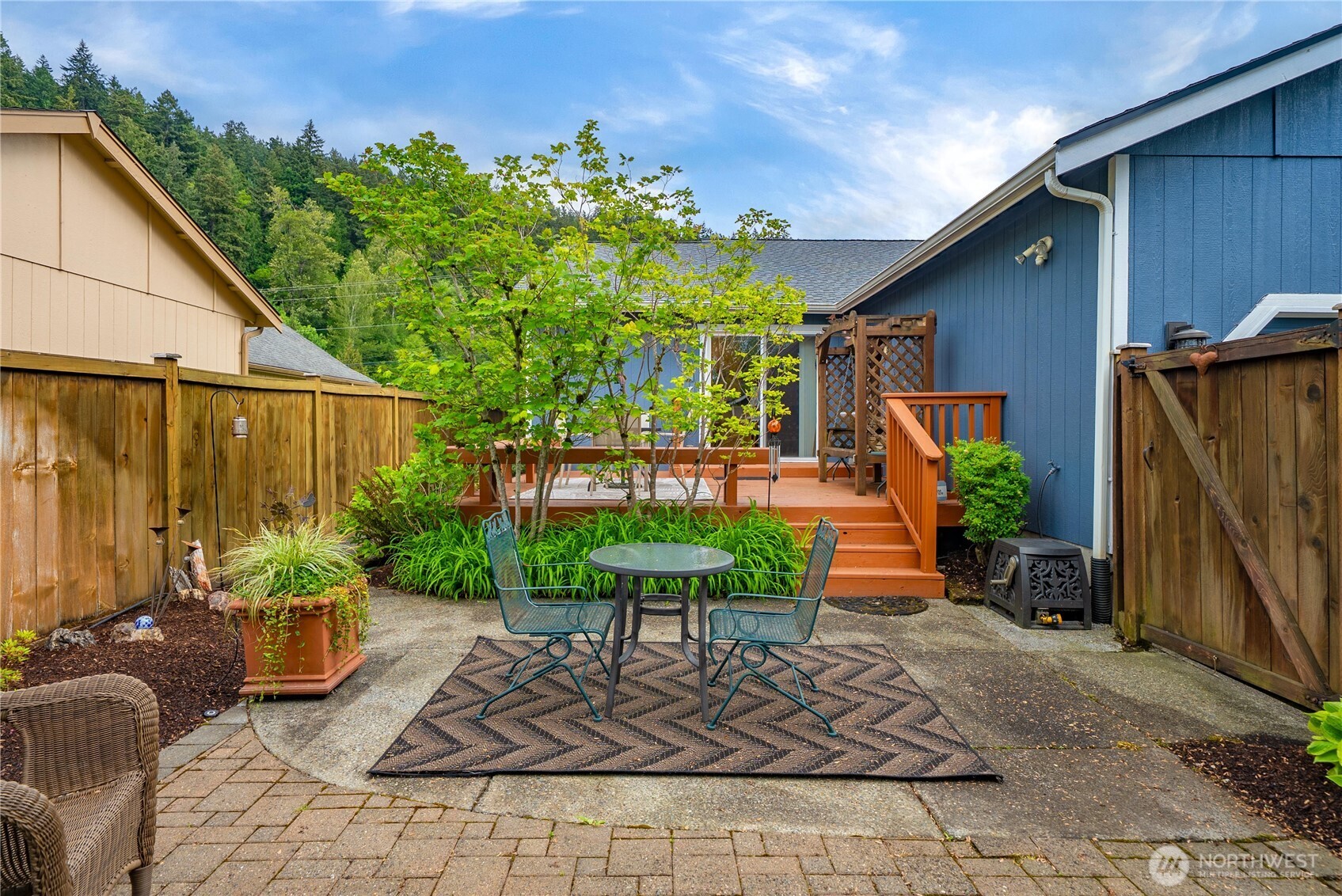 4632 Parker Road E, Sumner, WA 98390-2822