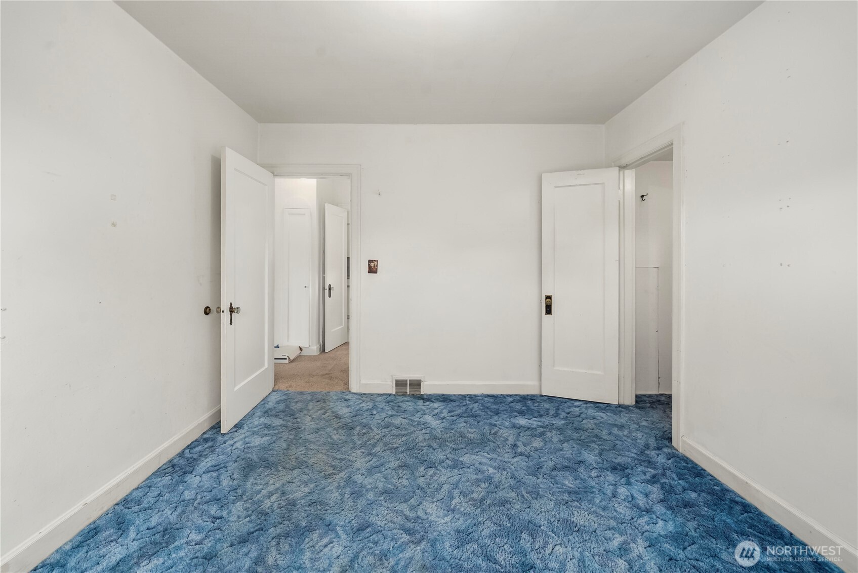 1555 High Avenue , Bremerton, WA 98337