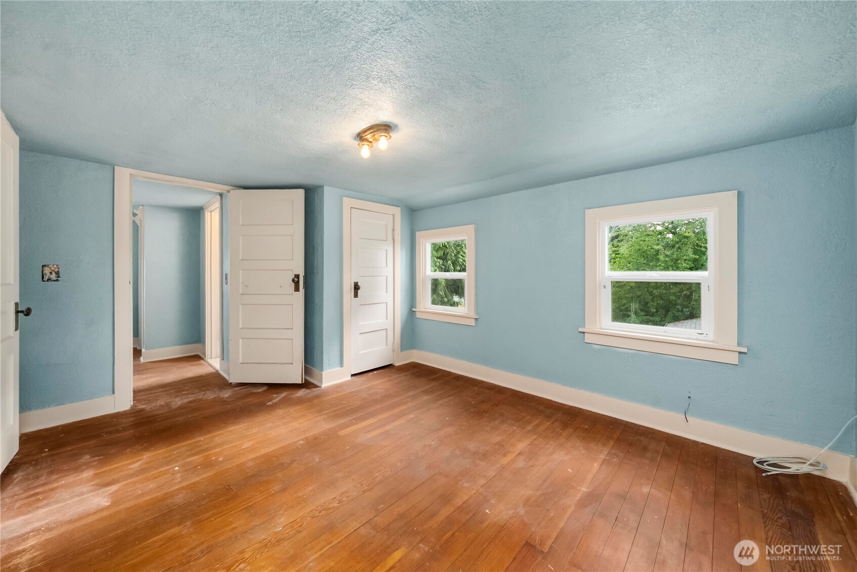 1555 High Avenue , Bremerton, WA 98337