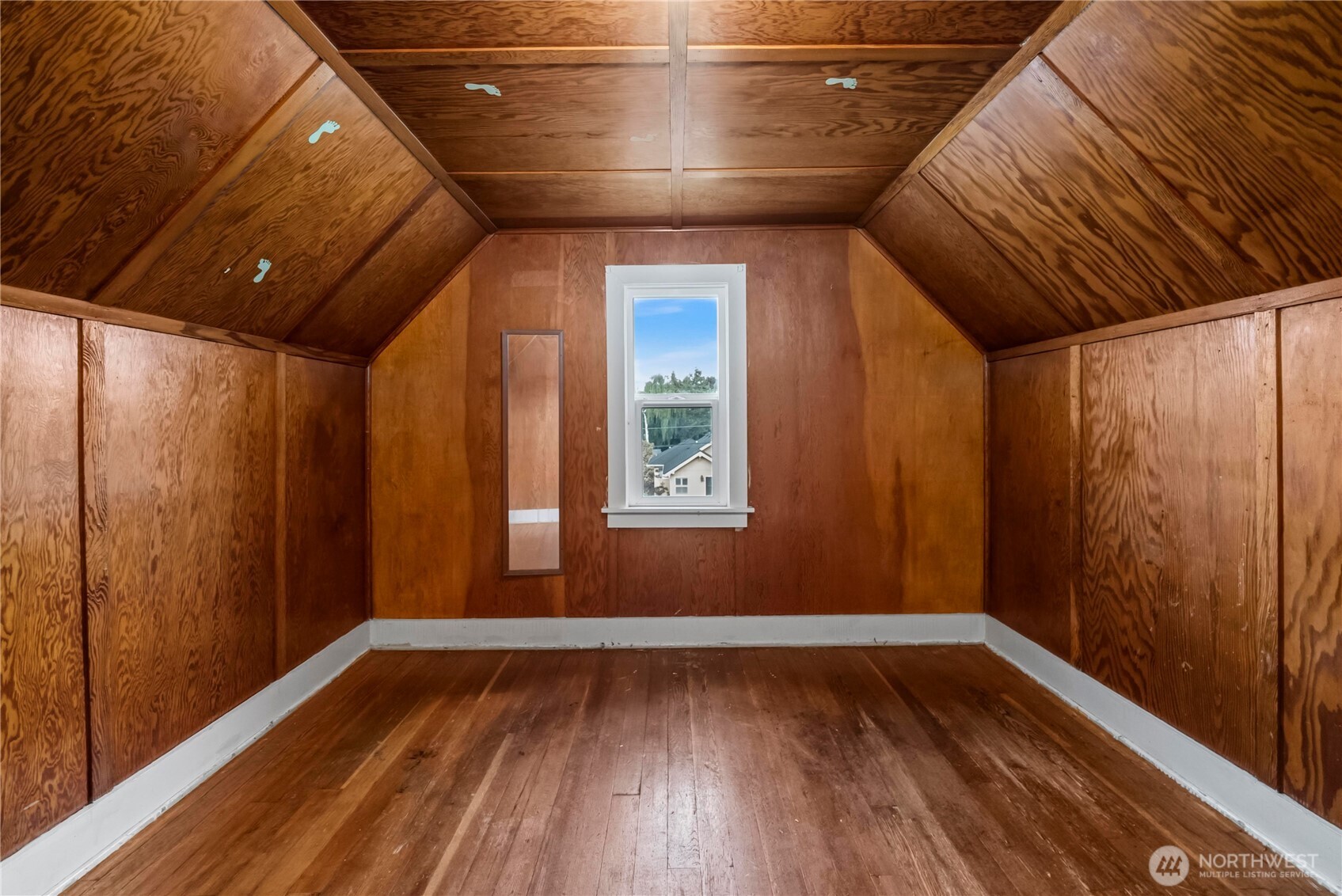 1555 High Avenue , Bremerton, WA 98337