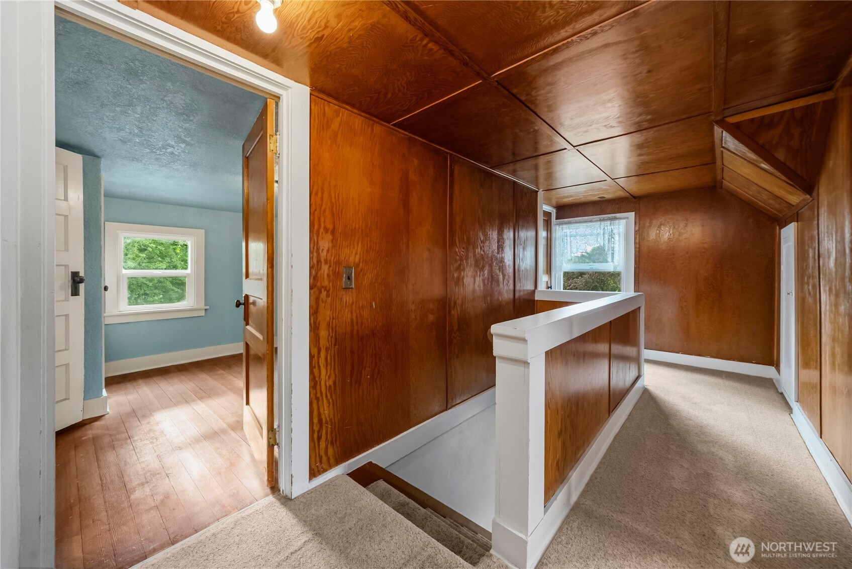 1555 High Avenue , Bremerton, WA 98337