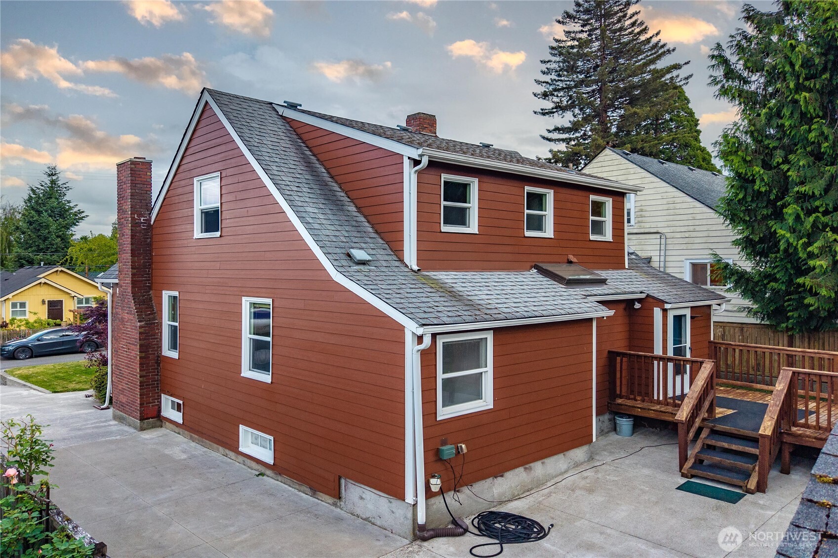 1555 High Avenue , Bremerton, WA 98337