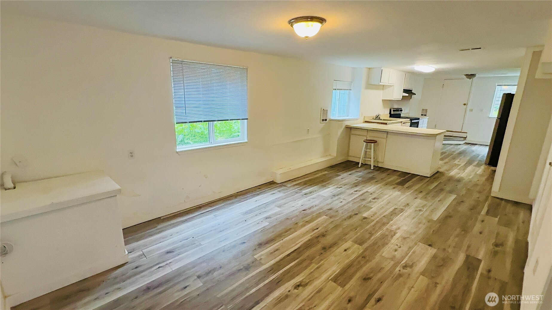 527 S Sullivan Street , Seattle, WA 98108