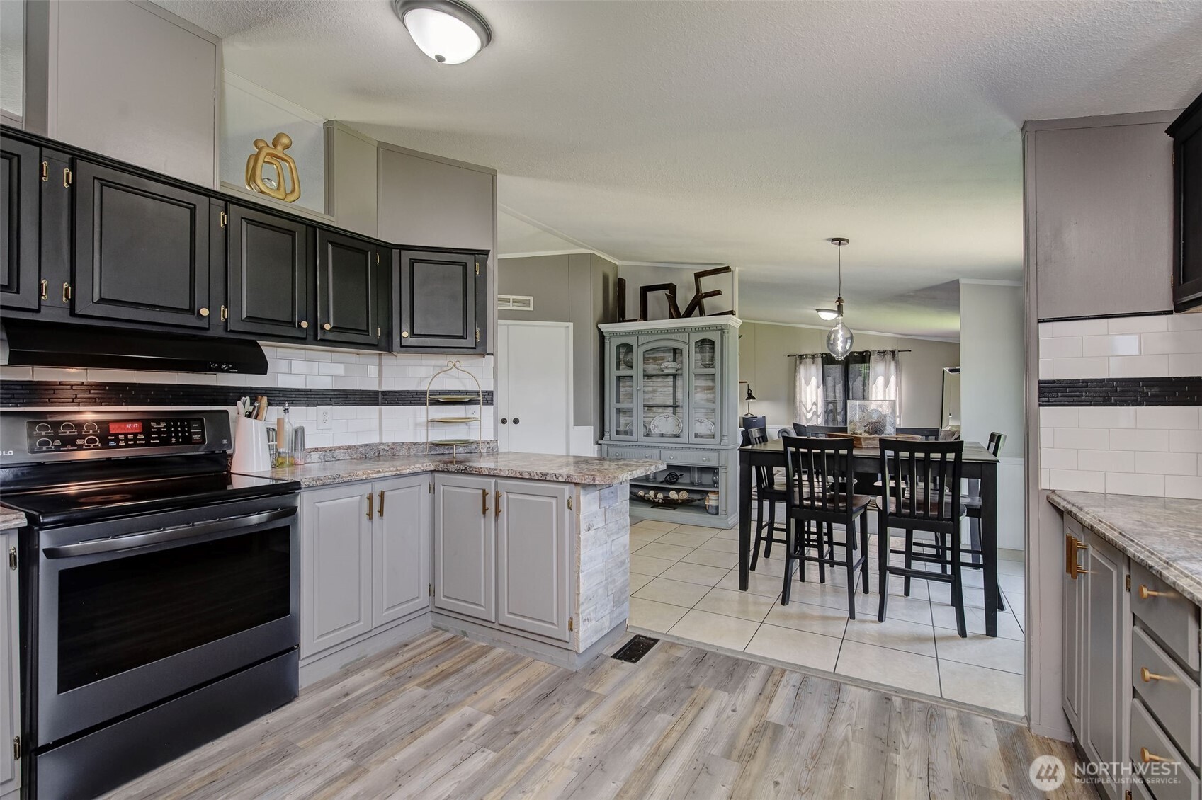 401 Ridgeview Loop Drive , Wenatchee, WA 98801