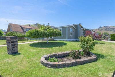 401 Ridgeview Loop Drive , Wenatchee, WA 98801 - Photo 4