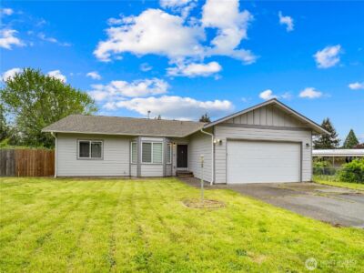 16508 Suntree Court SE, Yelm, WA 98597-9748 - Photo 2